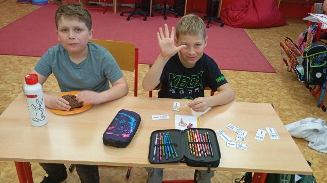 3.DEN - všichni zabráni do usilovné práce