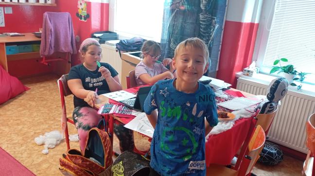 3.DEN - všichni zabráni do usilovné práce